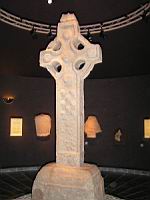 Irlande - Clonmacnoise - Croix du sud (4).jpg